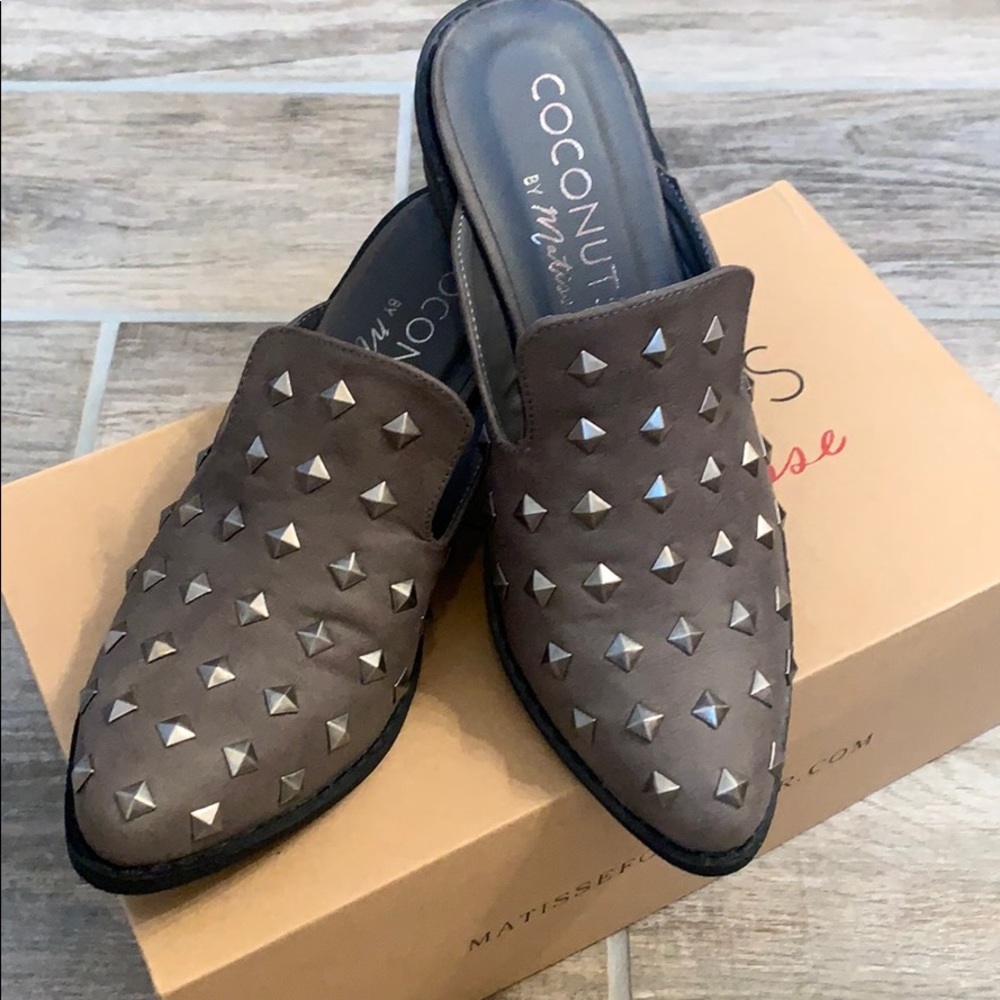 Studded mule